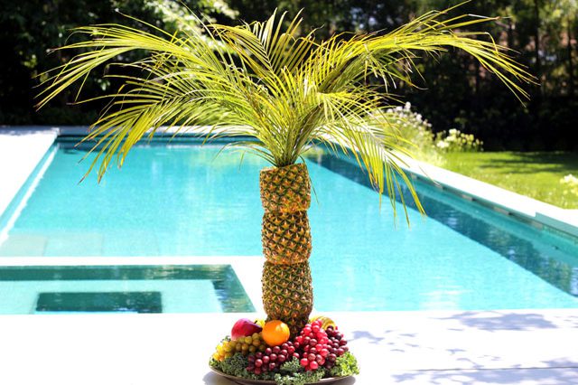 Make Pineapple Palm Tree Serving