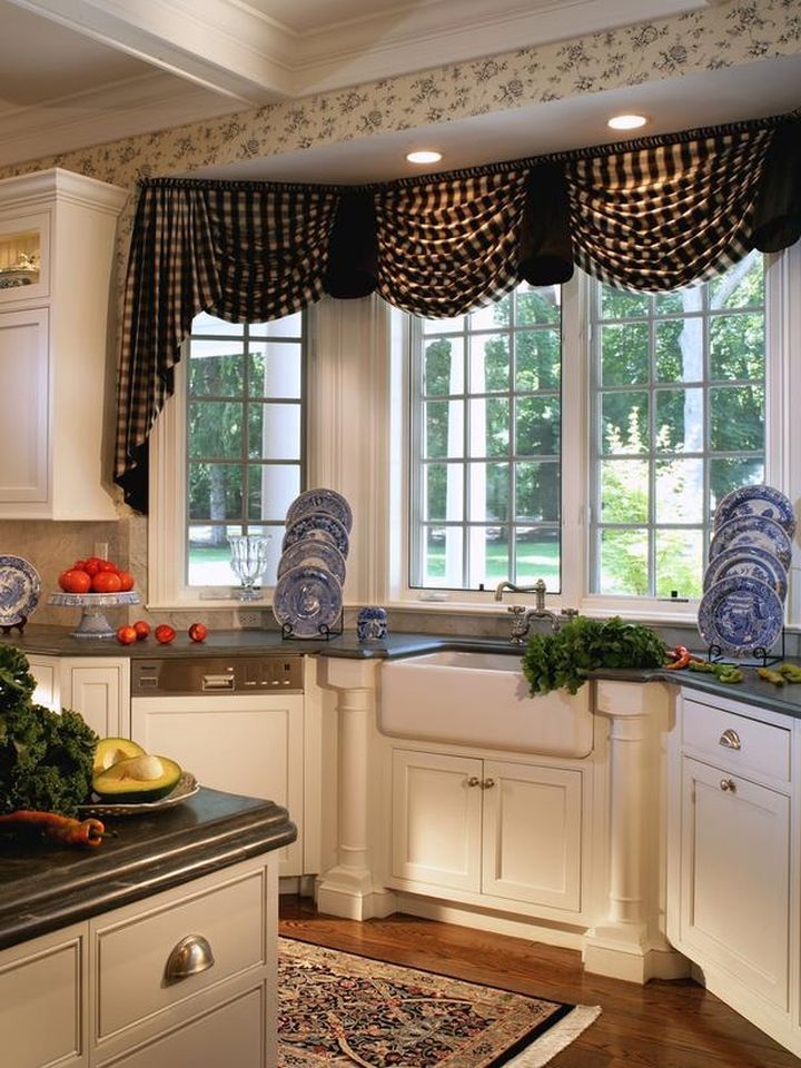 Kitchen Swags and Valances