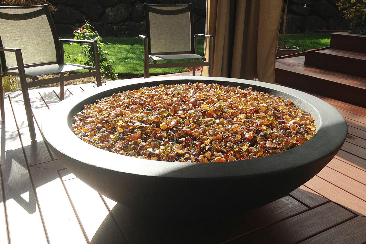 Fire Pit with Glass Rocks