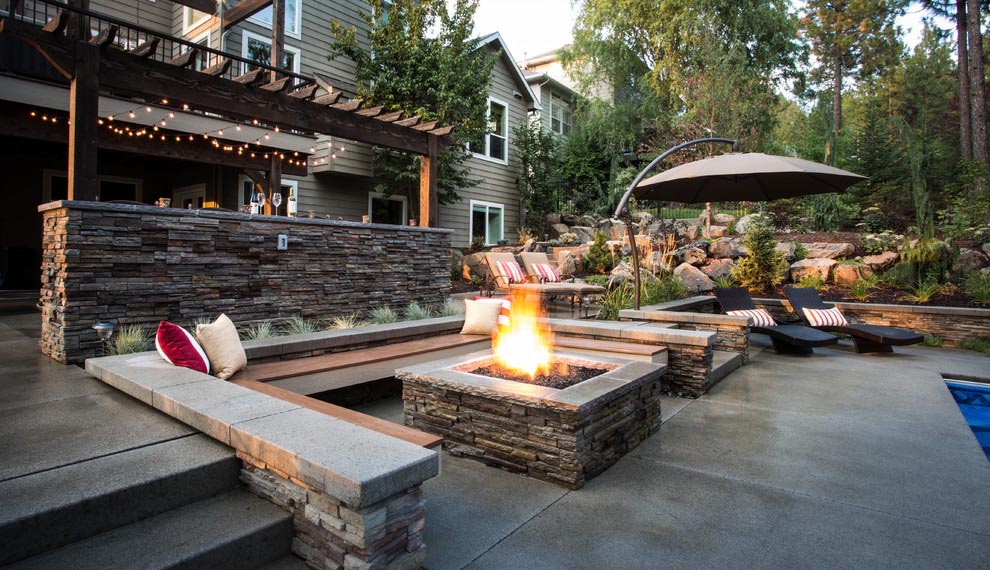 Patio with Fire Pit Designs