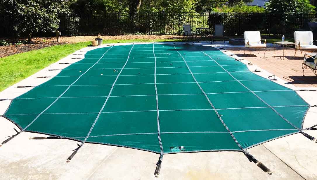 How to Keep Pool Cover