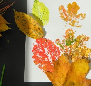 Make Leaf Prints