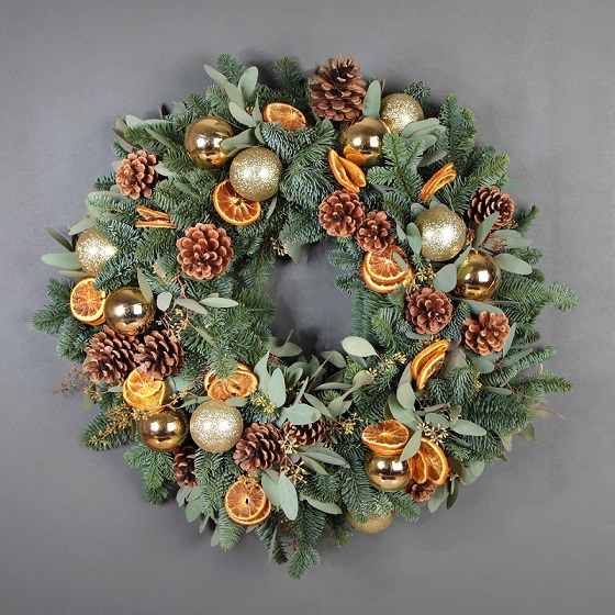 Gold Wreath with Dried Slices