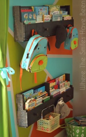 How to Make and Install Pallet Bookshelves