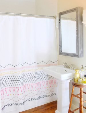 DIY Bathroom Shower Curtain