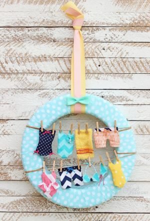 Summer Wreath Idea Swimsuits Clothes Line