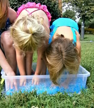 Super Simple Ocean Sensory Bin