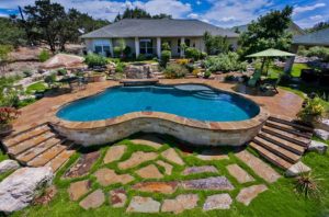 Small Backyard Ideas with Pool