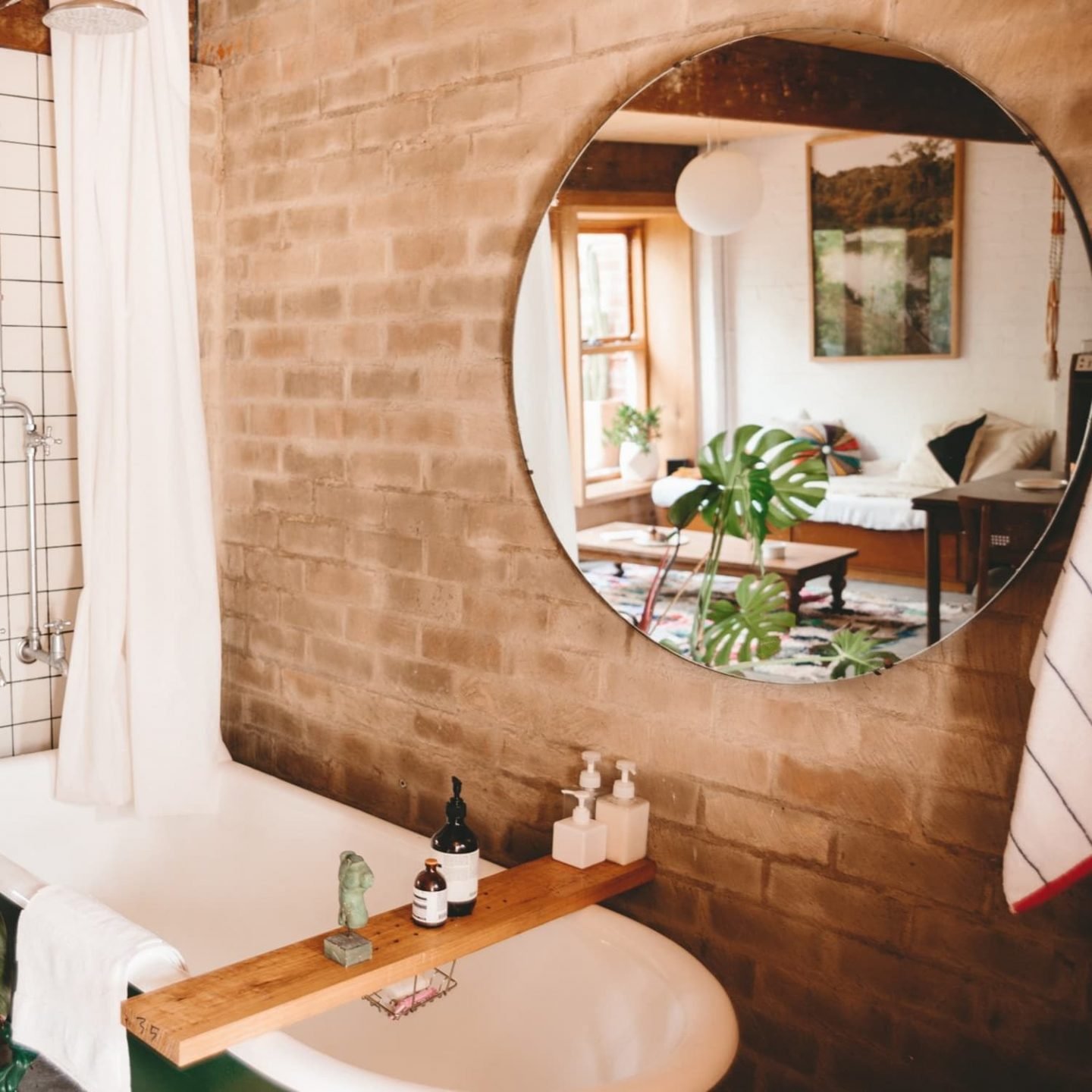 10 Easy Tips to Give Your Bathroom SPA Feel | Ann Inspired
